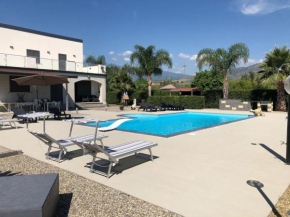 Paradisea Villa with pool, Calatabiano